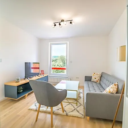 Sun Square Apartman *