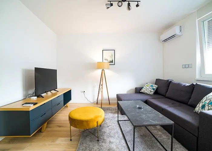 Sun Square アパート *