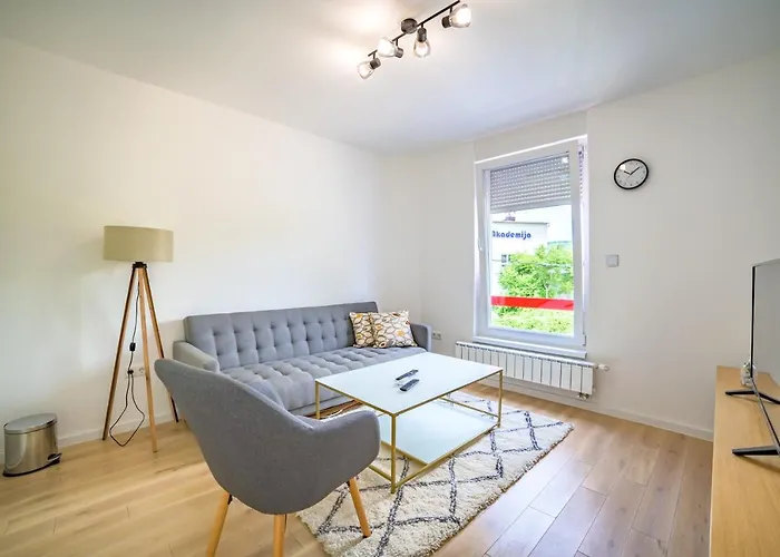 Sun Square トゥズラ