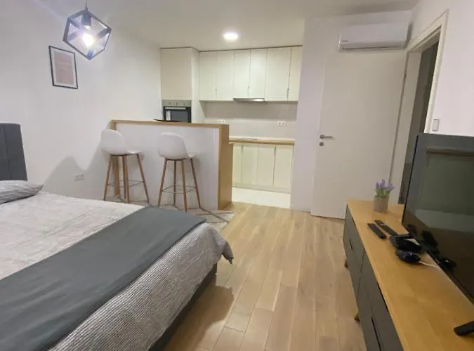 Sun Square トゥズラ